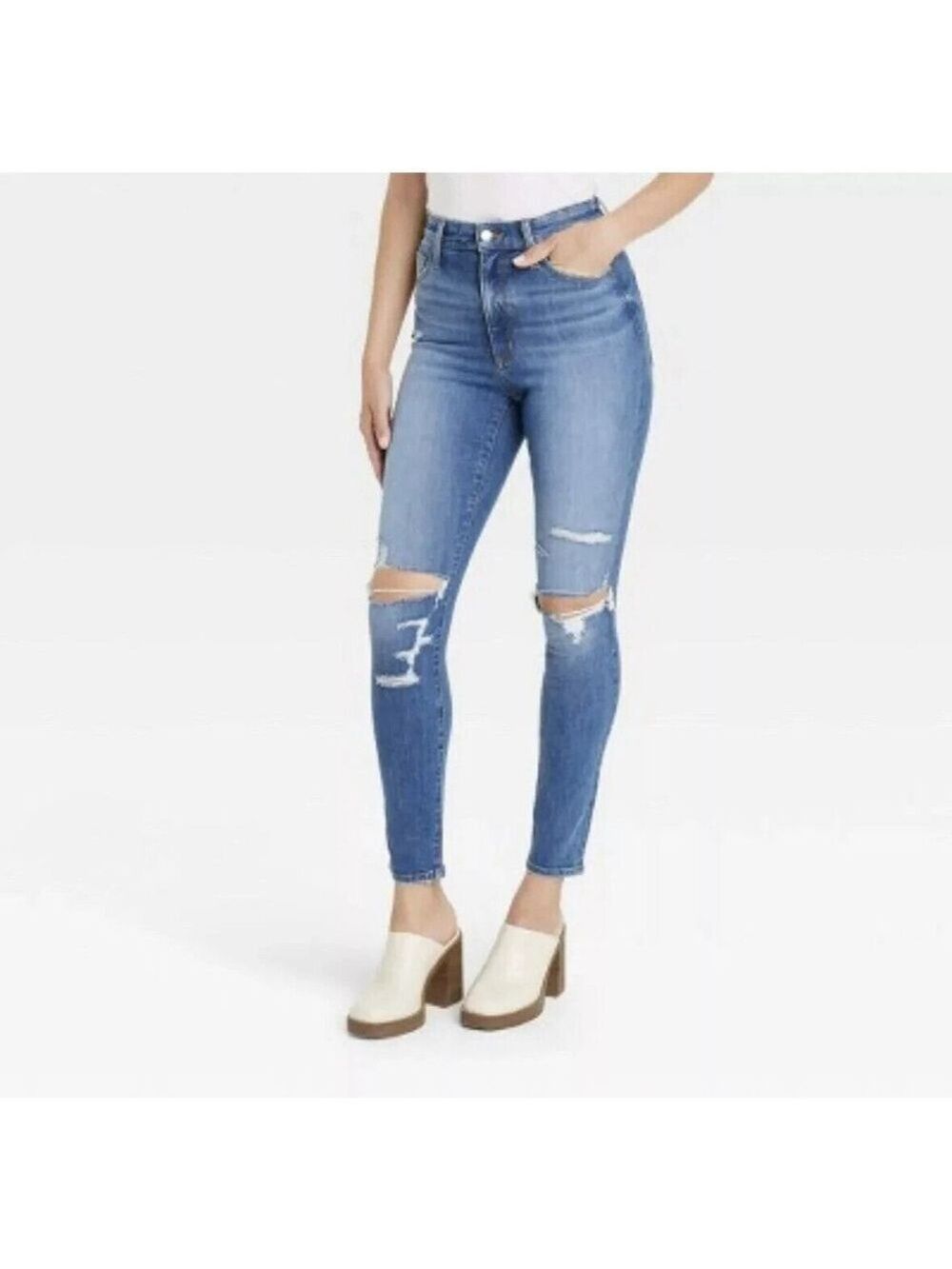 Universal Thread High-Rise Skinny Jeans Medium Wash/Distressed Stretch Plus 20R